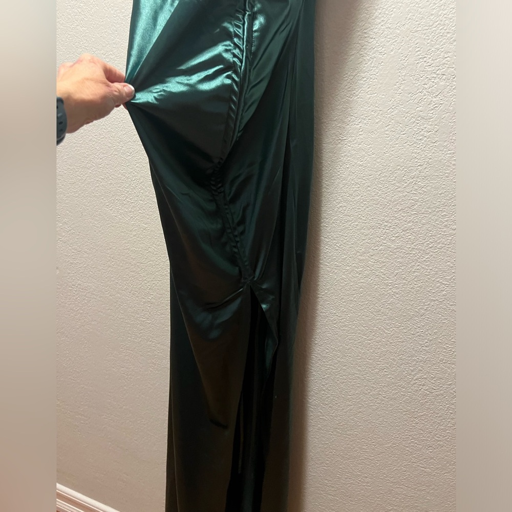 Midi Forest Green Satin Dress. Size Large. Split in front and ruching. - Picture 2 of 4